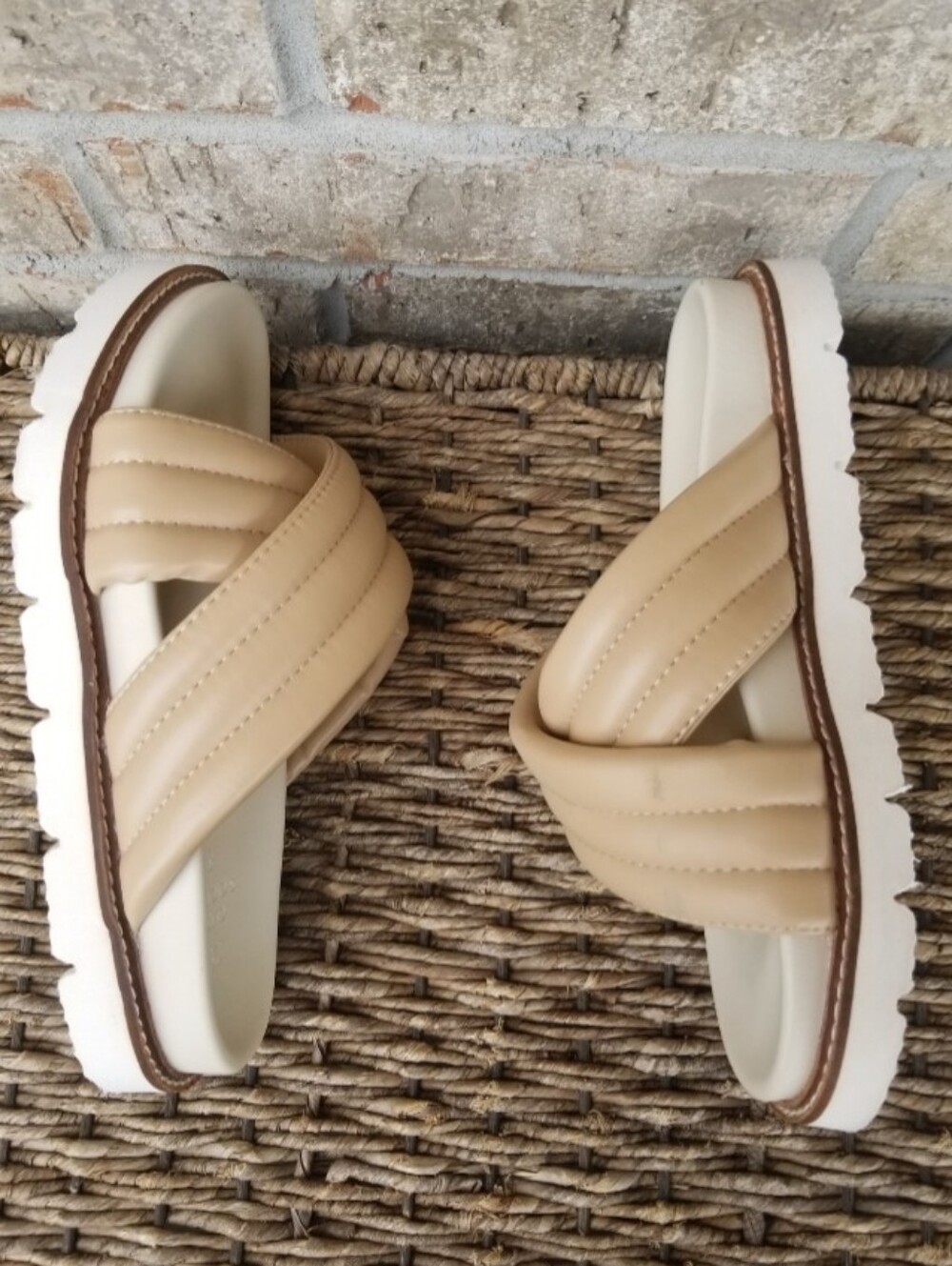 OASIS SOCIETY TAN/Grace Puffed Slide Sandals(Women 8) NEUTRAL Platform Lug *READ - Picture 6 of 10